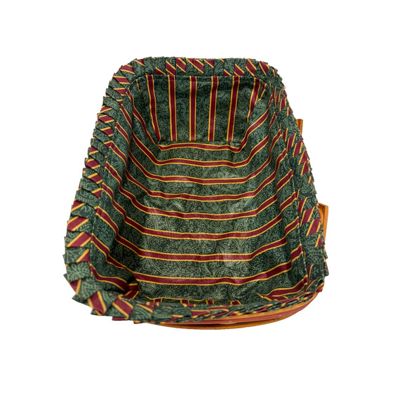 1996 Longaberger Holiday Cheer Basket w/Liner, Protector & Lid 12L x 8W x 4.25H - Picture 5 of 7
